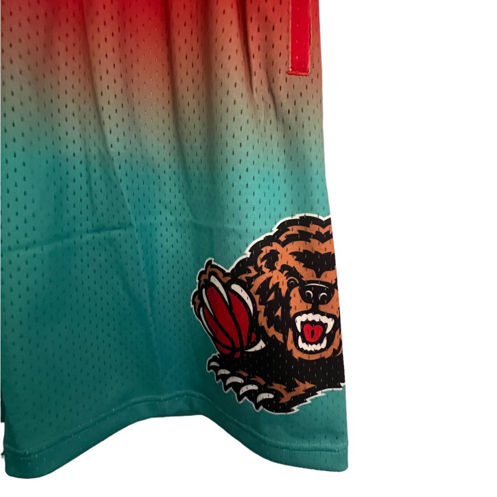 Mitchell & Ness Fadeaway Swingman Shorts 1996 Mens XL - Picture 3 of 4
